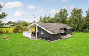 Lovely Home In Rødby With Kitchen Kramnitse